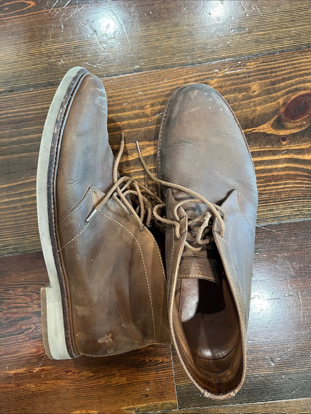 Frye Men's Brown Leather Chukka Boots